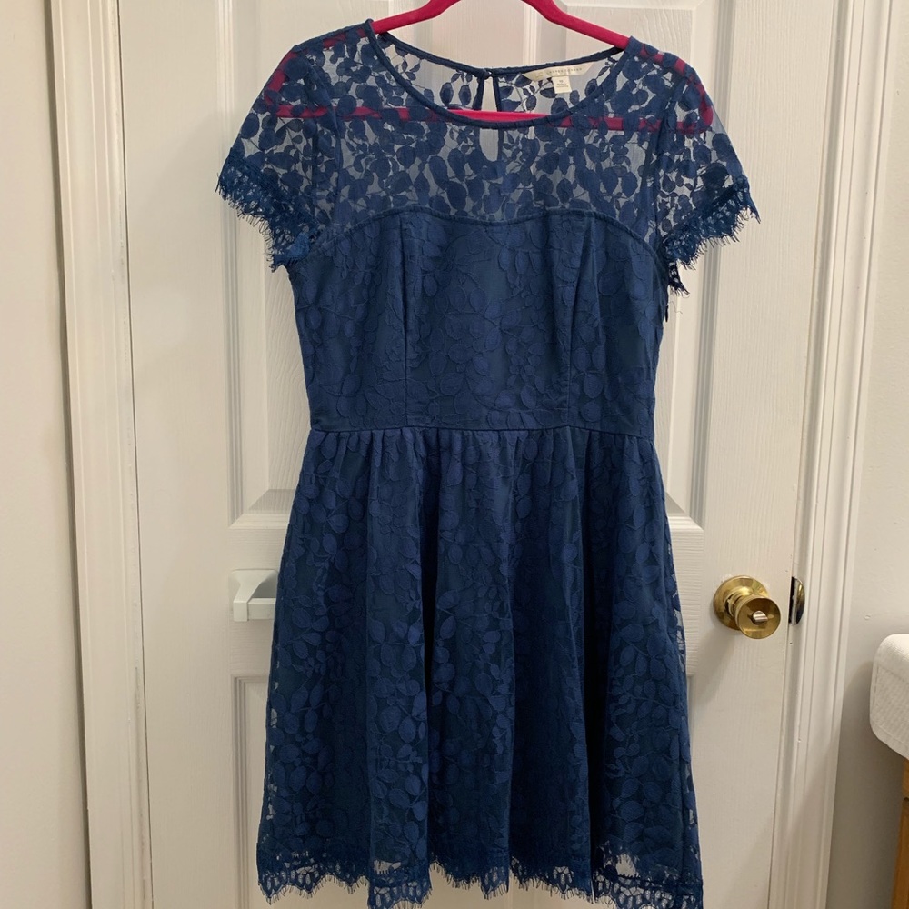 Lauren Conrad Blue Floral Lace Dress